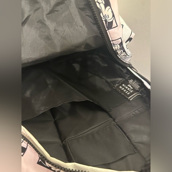 DISNEY‎ MINNIE MOUSE MINI BACKPACK BY BIOWORLD - Picture 4 of 5